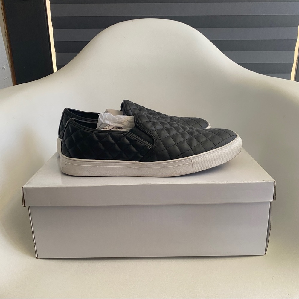 Steve Madden slip on element black men’s size 9